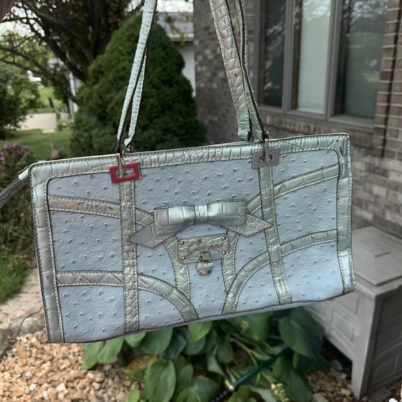 Elegant Silver Guess Women's Handbag - Picture 1 of 3